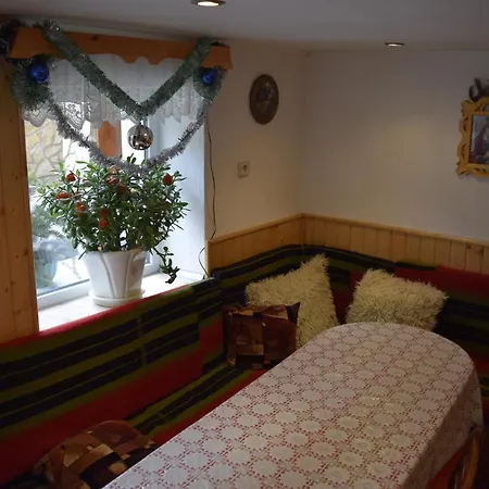 Guest house Tsanovi *